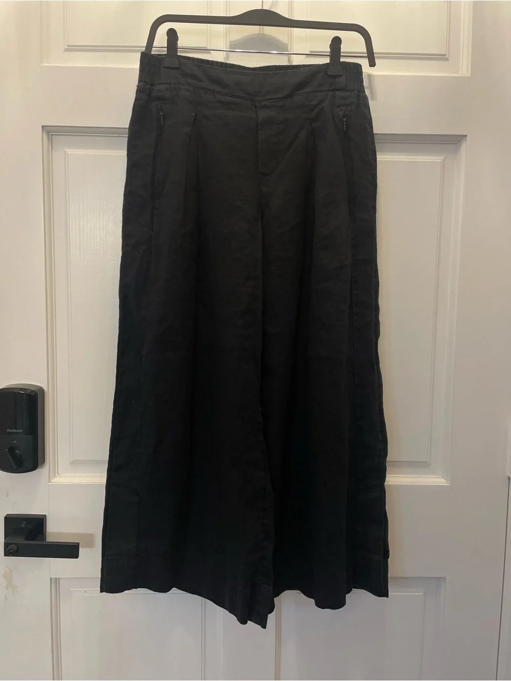 Athleta PLAYA luxurious 100% Linen Black Wide Leg Crop Pants Sz 8 NWOT - Picture 1 of 14
